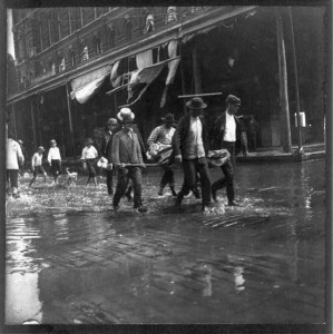 In Galveston, Texas: 'Erst hatten wir kein Gluck, dann kam auch noch Blech (Leo) dazu' von Ernst August Quelle In Galveston, Texas: 'Erst hatten wir kein Gluck, dann kam auch noch Blech (Leo) dazu' von Ernst August Quelle